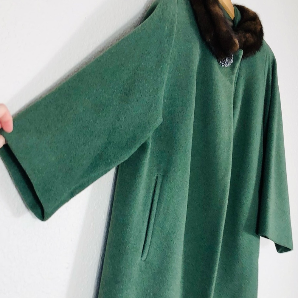Vintage Fur Collar Car Coat Loomed in California - Picture 5 of 16